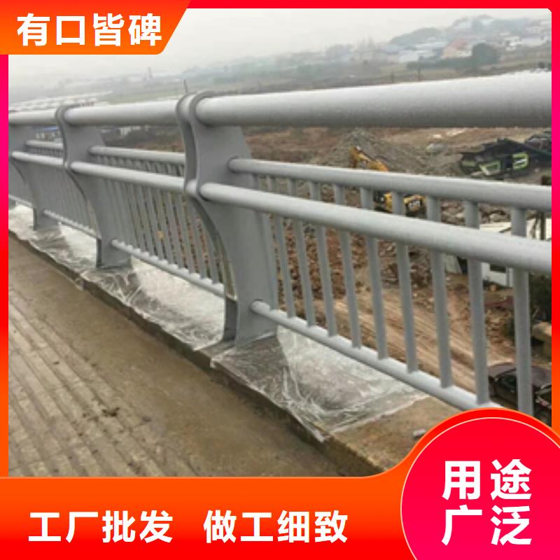 保质保量：复合管防撞护栏