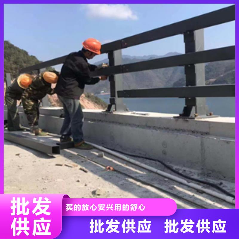 复合管防撞护栏价格含运费