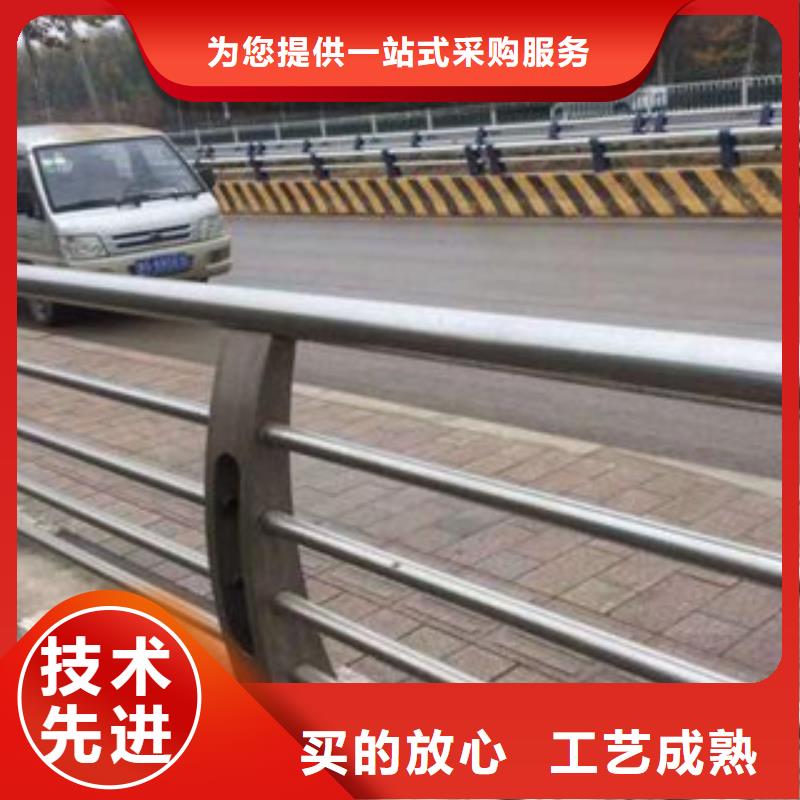 选择正规防撞护栏立柱厂家
