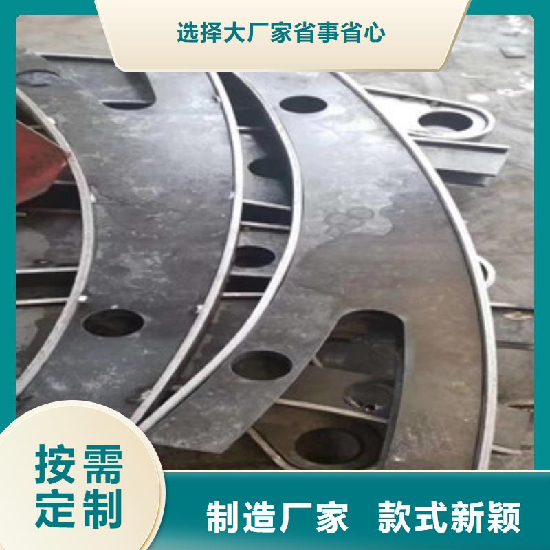 道路护栏库存量大