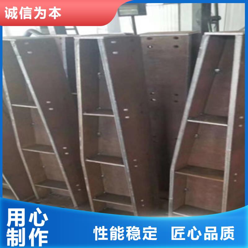 热销：钢板立柱厂家