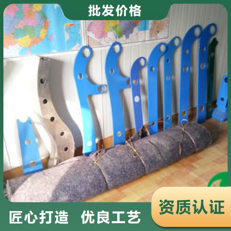 不锈钢复合管桥梁钢板立柱实力商家
