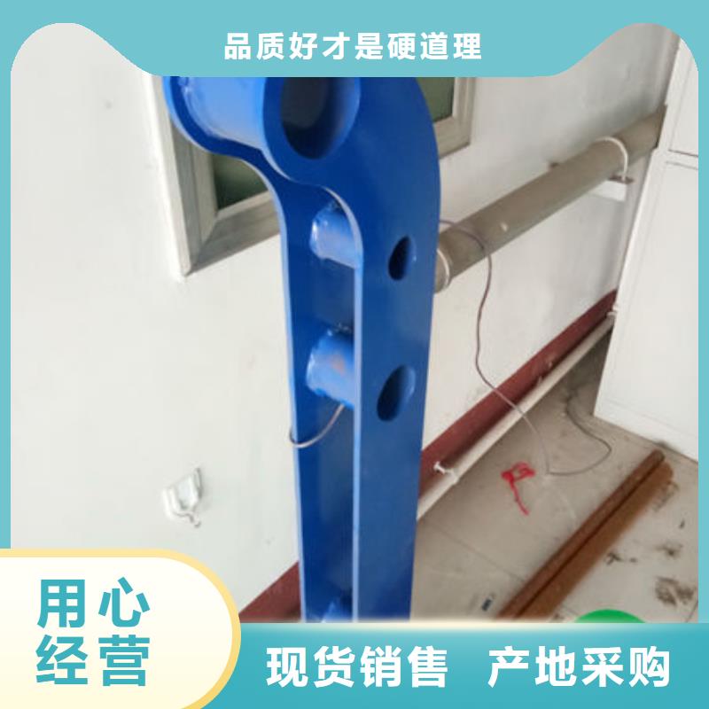 不锈钢复合管桥梁钢板立柱大量现货