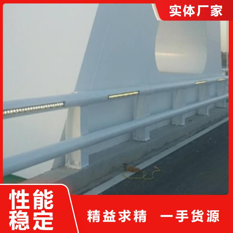 质优价廉的防撞护栏经销商