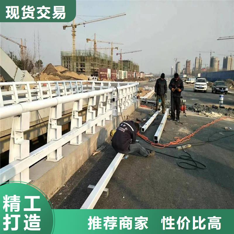 防撞护栏大量供应