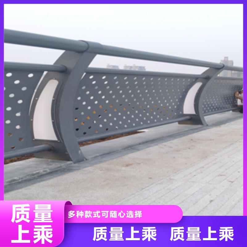 Q345D喷塑桥梁防撞护栏使用时间长