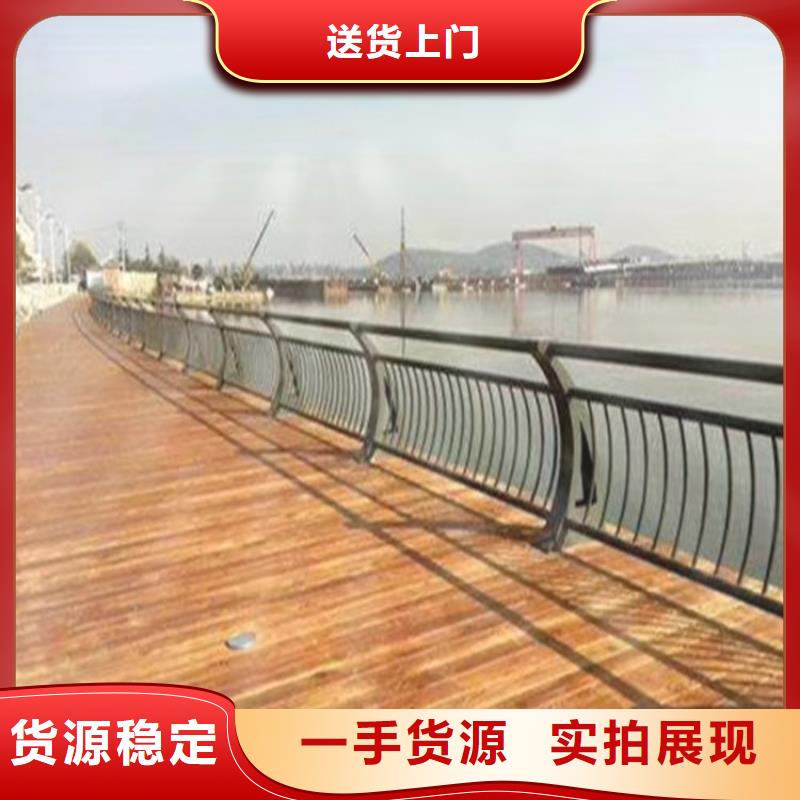 四川成都该地大桥防撞护栏用途广泛