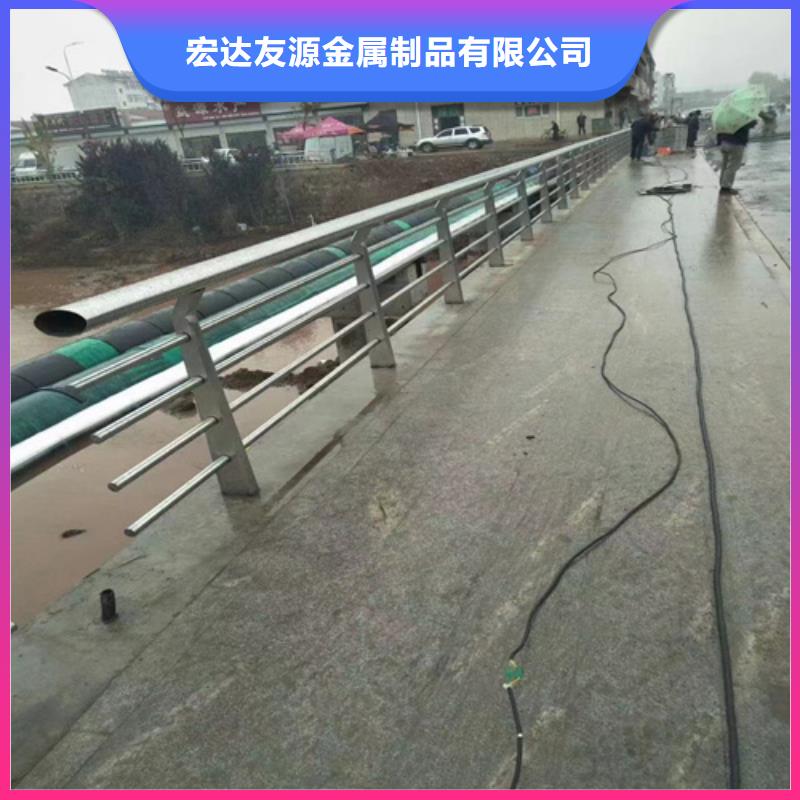 公路桥梁防撞护栏质量优异