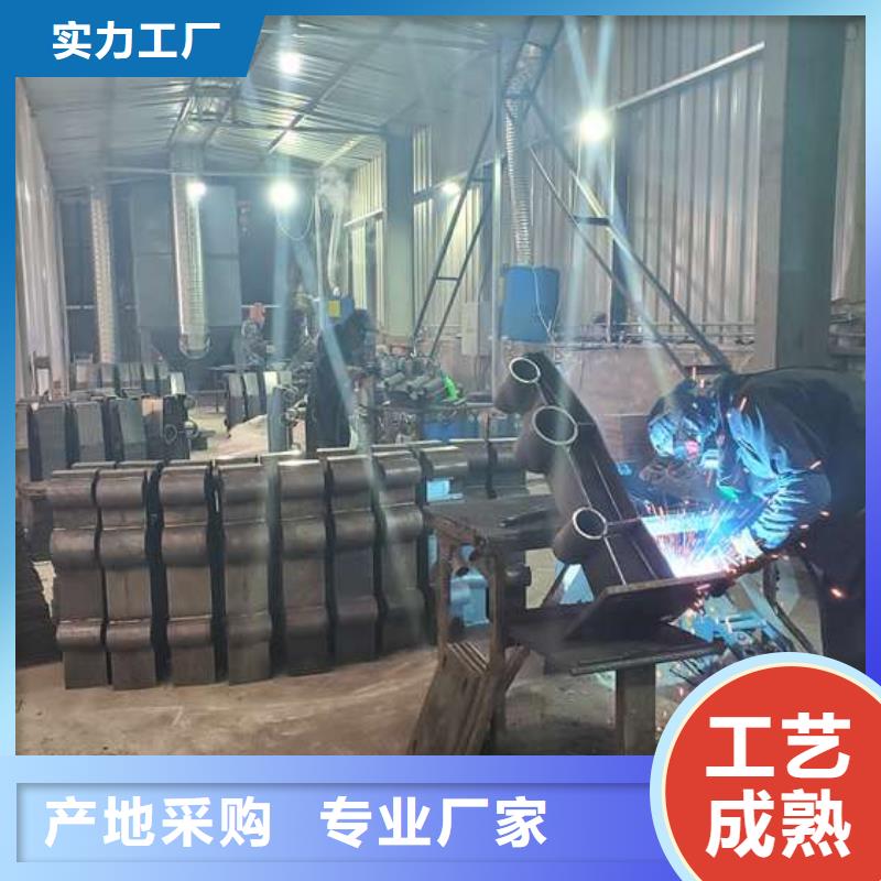 LED灯光桥梁护栏造型美观