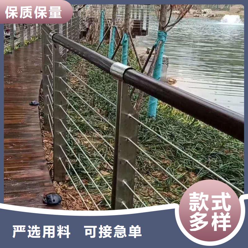 公路灯光护栏库存多