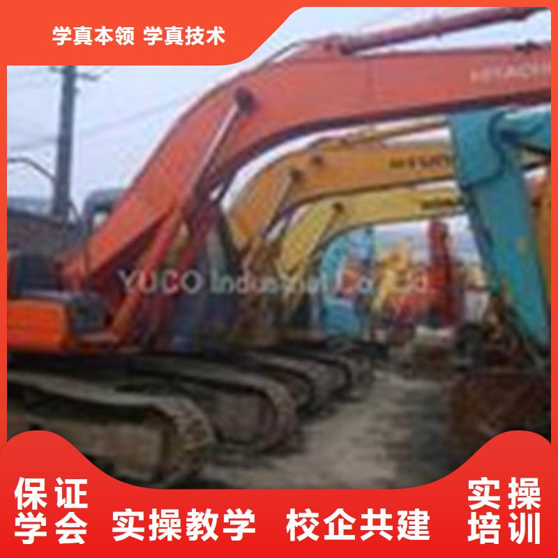 挖掘机挖土机学校大全|哪有装载机铲车培训学校|