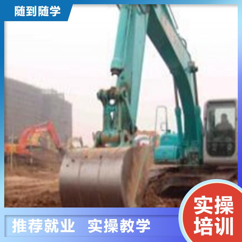 塔吊叉车培训就业前景好