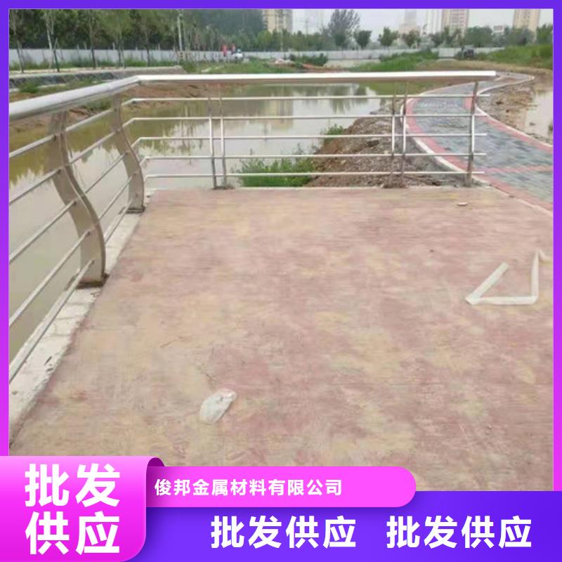 定做道路防撞护栏的经销商