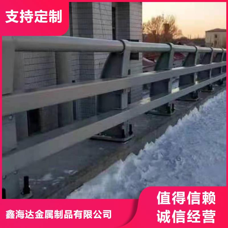 热镀锌道路护栏施工简便