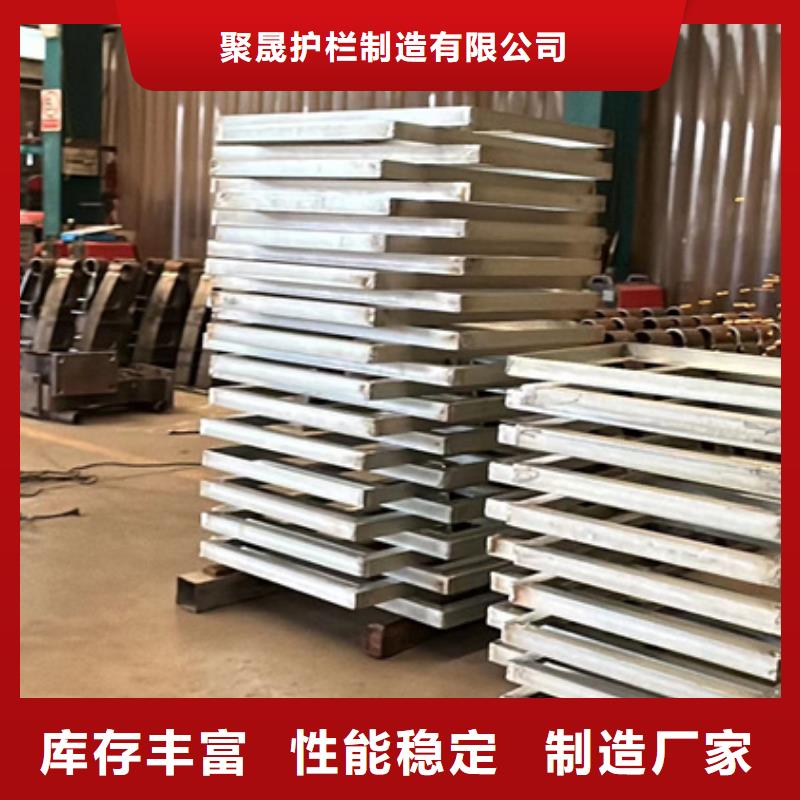  护栏原料层层筛选