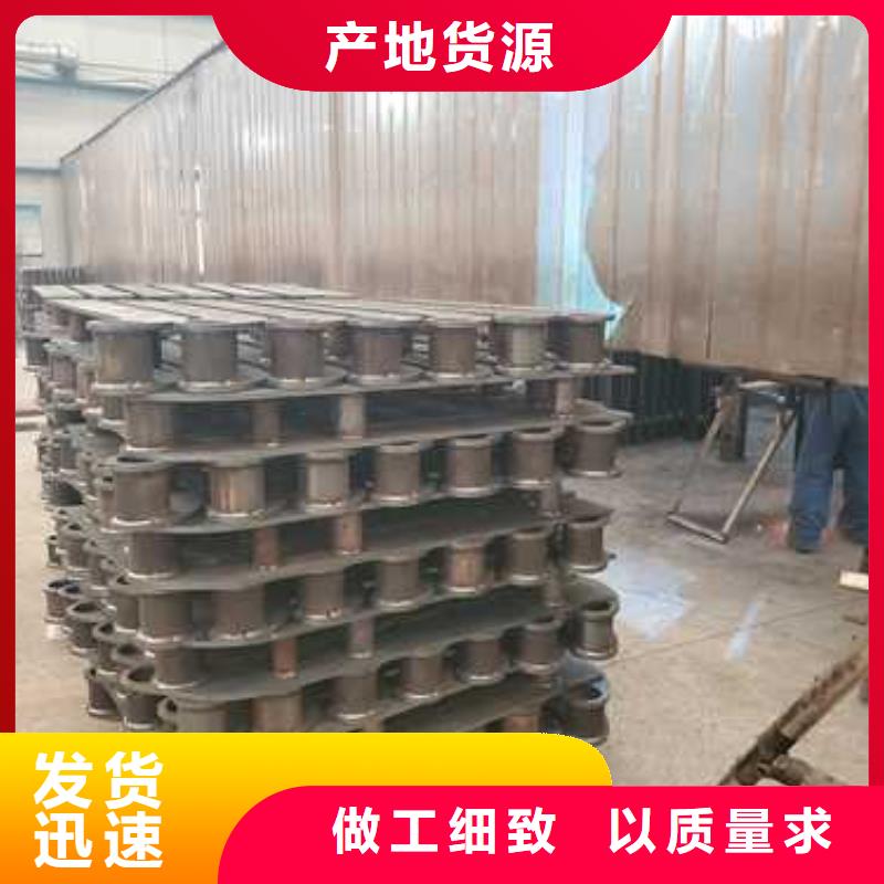 南昌生产服务周到的304不锈钢碳素钢复合管护栏批发商