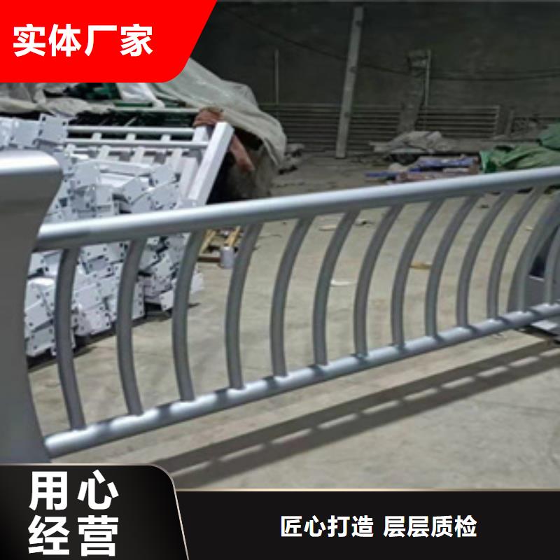 【玉林】 当地 {鑫桥达}道路不锈钢复合管护栏栏杆来厂实地考察_产品案例