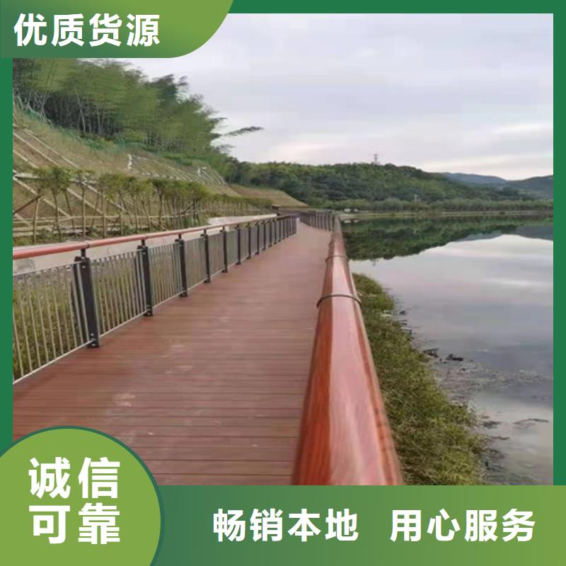 道路护栏人车分流栏质检合格出厂