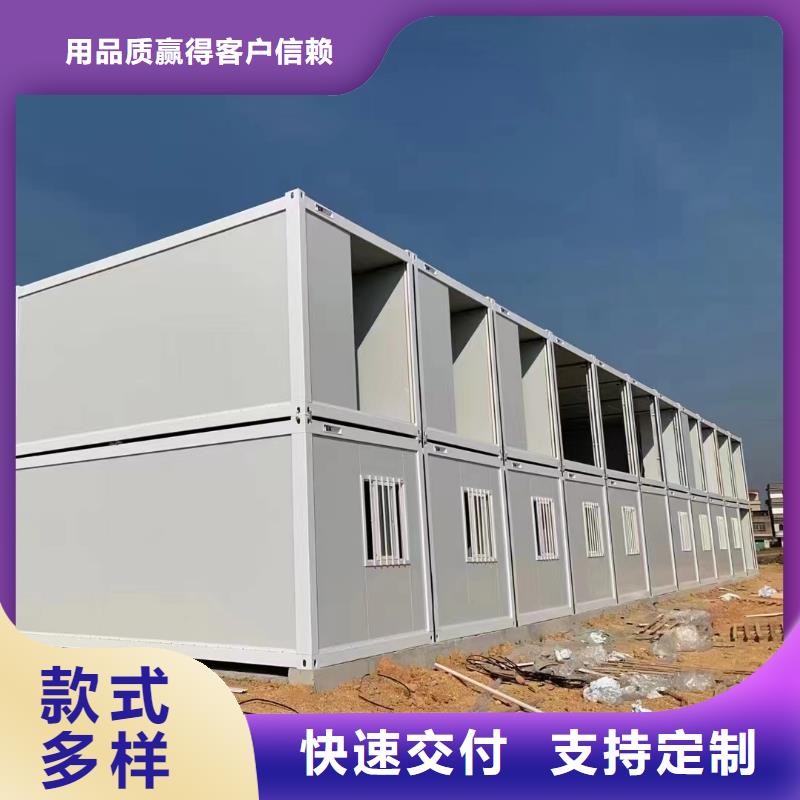 锡林浩特住人钢结构临建房上门安装